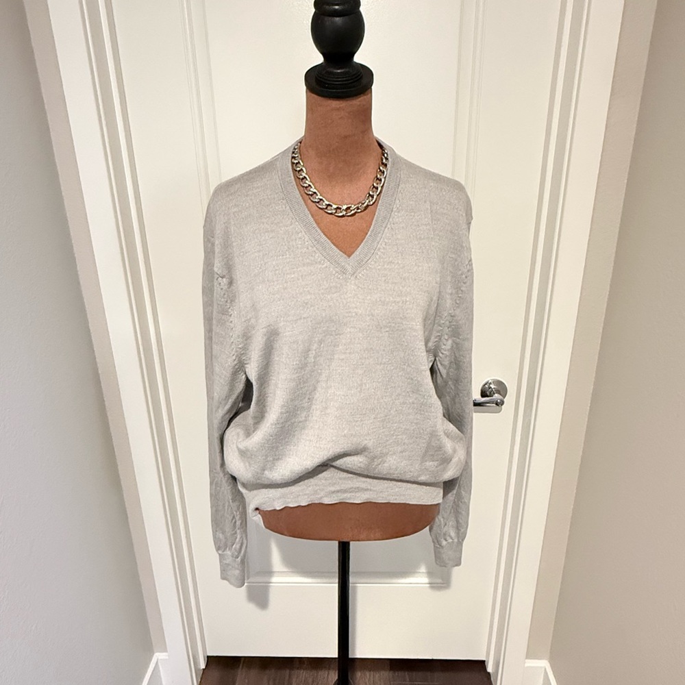 Jos. A. Bank Traveler Merino Wool V-Neck Sweater Grey Size L